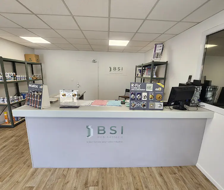 Comptoir du magasin BSI Robinetterie &agrave; D&eacute;cines-Charpieu